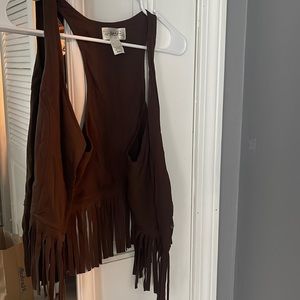 tanktop that could go over another shirt